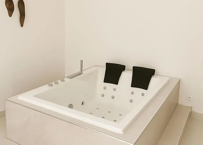Olea & Private Jacuzzi *